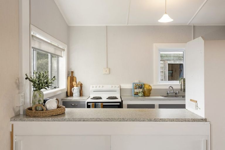 Photo of property in 18 Clermont Street, Ward, Seddon, 7285