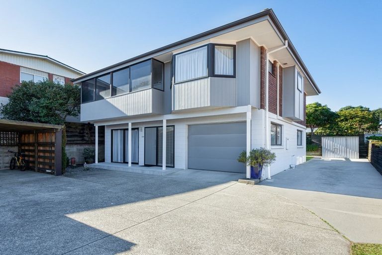 Photo of property in 22a Tay Street, Mount Maunganui, 3116