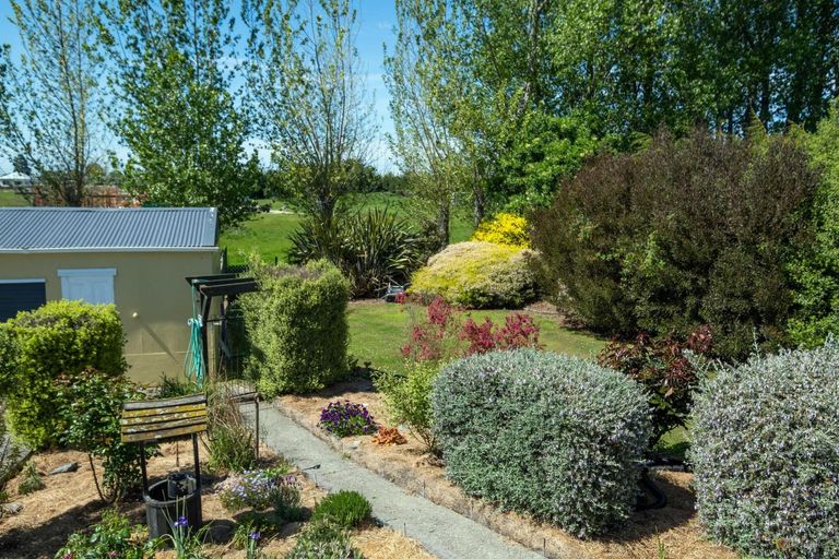 Photo of property in 5 Painstown Road, Waimate, 7978