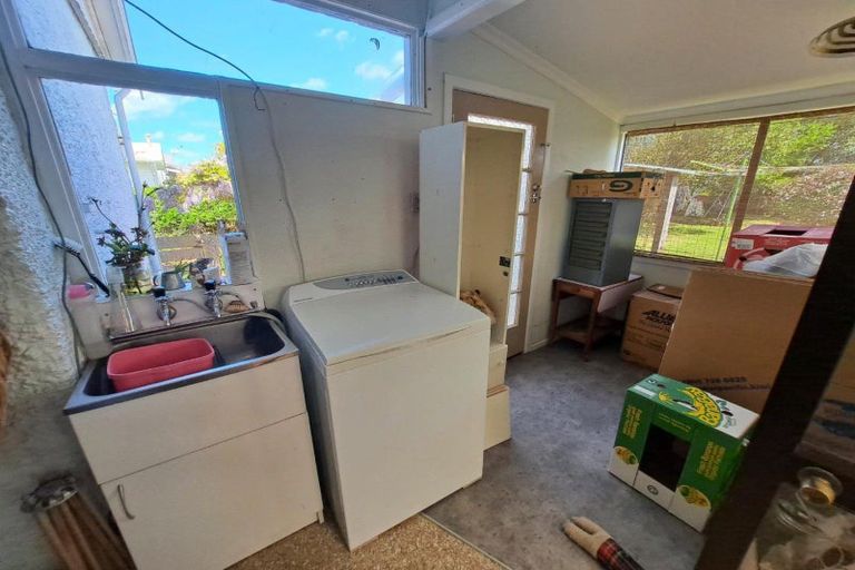 Photo of property in 9 Portia Street, Stratford, 4332