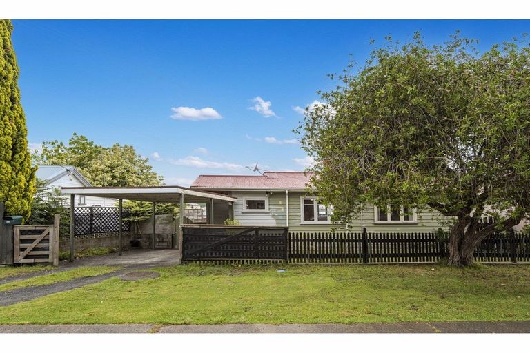 Photo of property in 43 Morningside Road, Morningside, Whangarei, 0110
