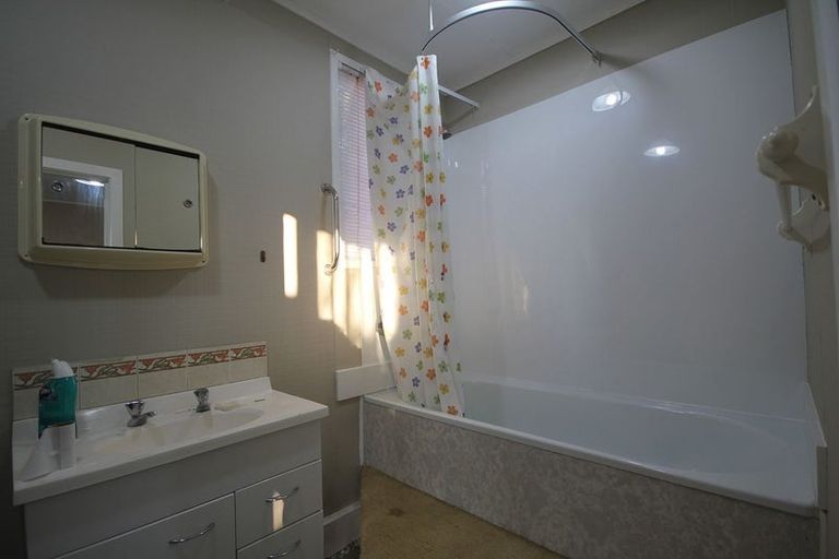 Photo of property in 36 Lupin Road, Otaki, 5512