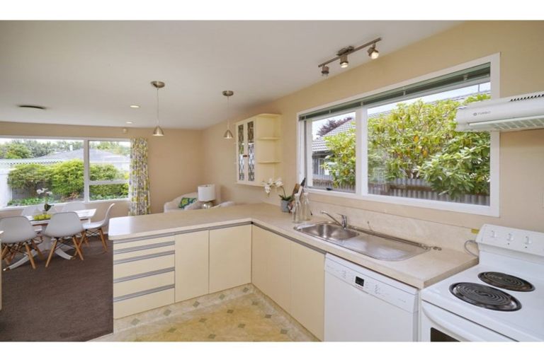 Photo of property in 14 Greenock Street, Redwood, Christchurch, 8051