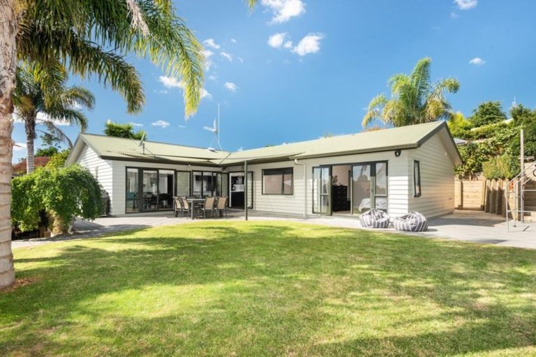 Photo of property in 14 Tupare Heights, Pyes Pa, Tauranga, 3112