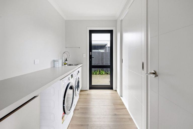 Photo of property in 14 Ruge Court, Cambridge, 3434