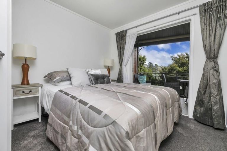 Photo of property in The Grand Apartments, 2b/4 Kell Drive, Albany, Auckland, 0632
