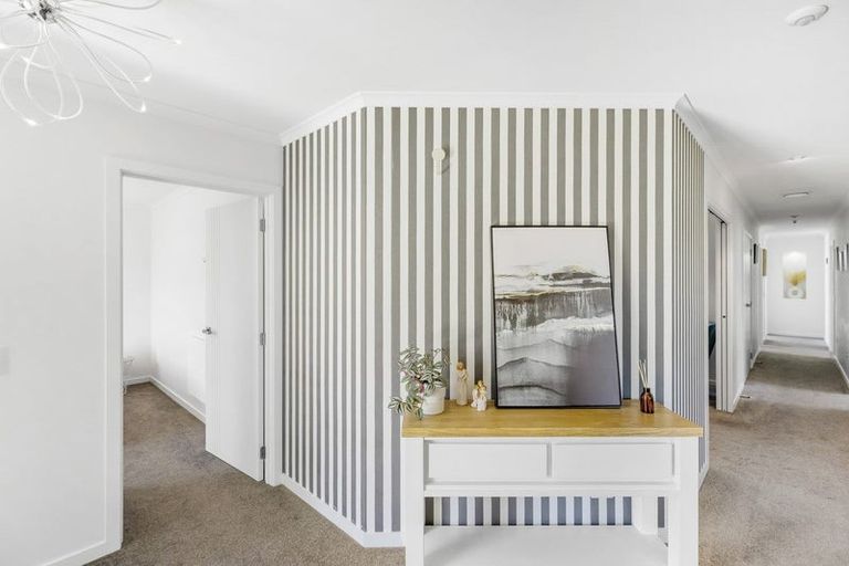 Photo of property in 24 Ethereal Crescent, Mount Pisa, Cromwell, 9383