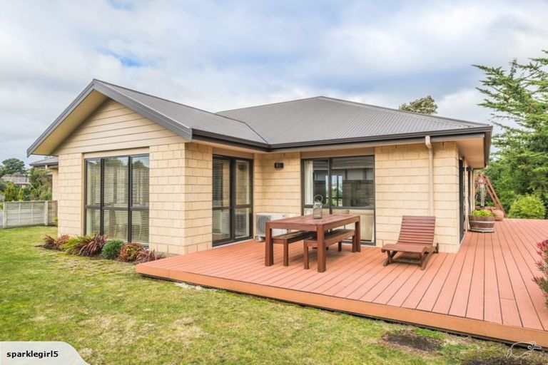 Photo of property in 6-10 Saint Johns Close, Feilding, 4702
