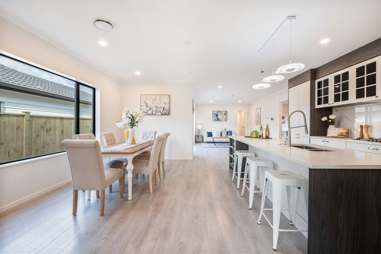 Photo of property in 41a Donegal Drive, Flat Bush, Auckland, 2019