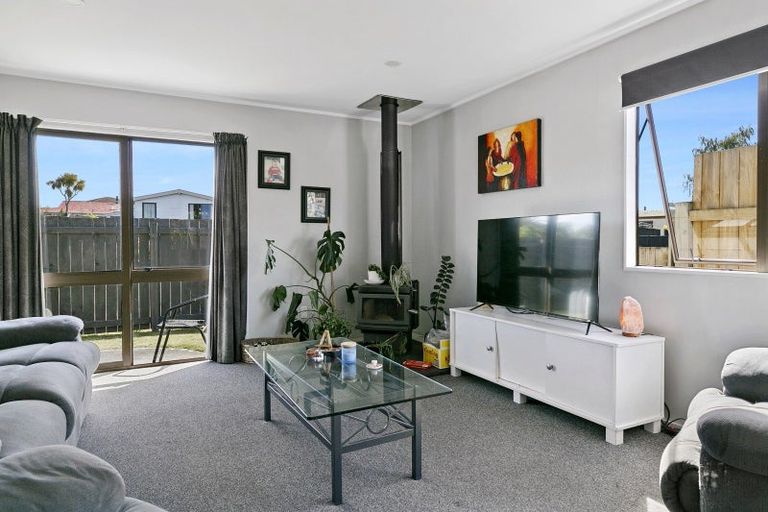 Photo of property in 1/23 Newberry Place, Richmond Heights, Taupo, 3330