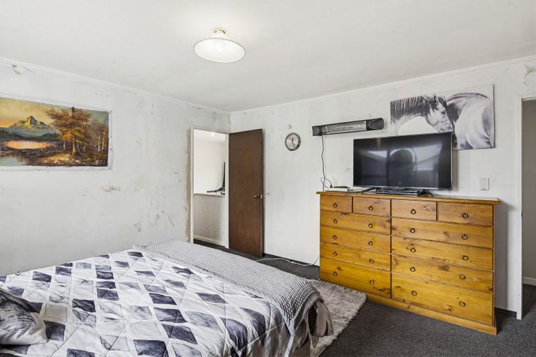 Photo of property in 1 Graham Street, Shannon, 4821