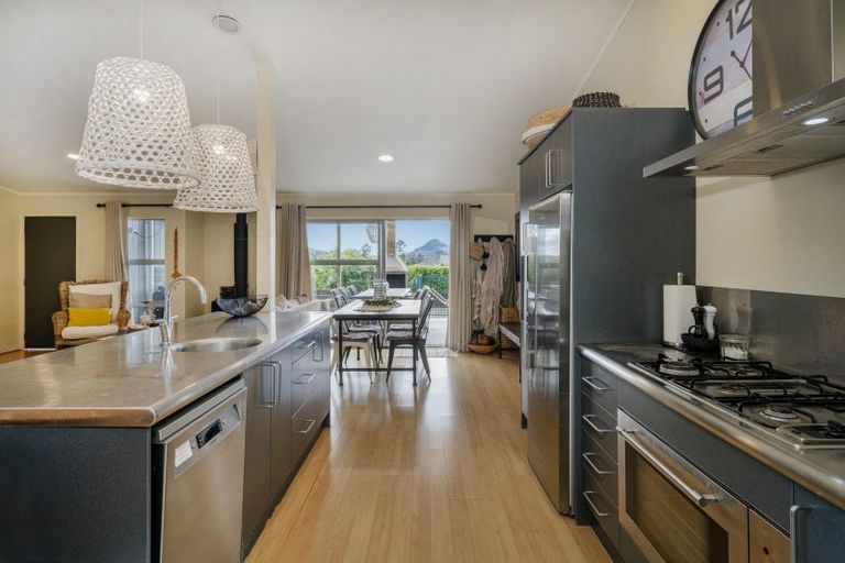 Photo of property in 43 Holland Close, Pauanui, Hikuai, 3579