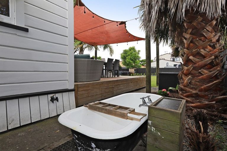 Photo of property in 4 Lamason Street, Greenmeadows, Napier, 4112