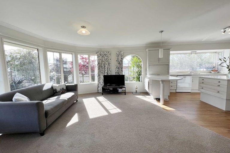 Photo of property in 51 Rempstone Drive, Halswell, Christchurch, 8025