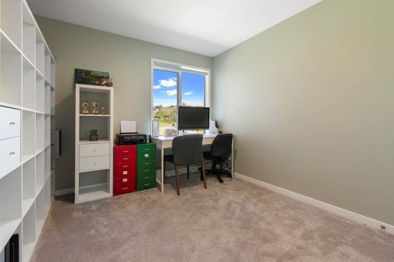 Photo of property in 200 Helenslee Road, Pokeno, 2472