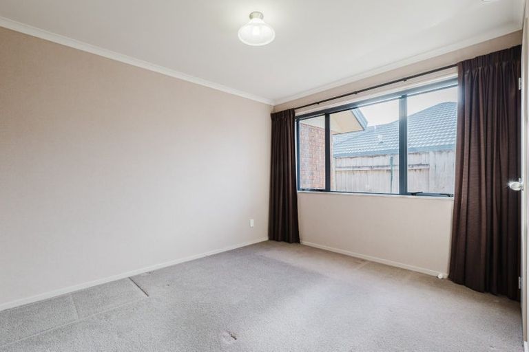 Photo of property in 17 Brooklyn Heights Drive, Kelvin Grove, Palmerston North, 4414