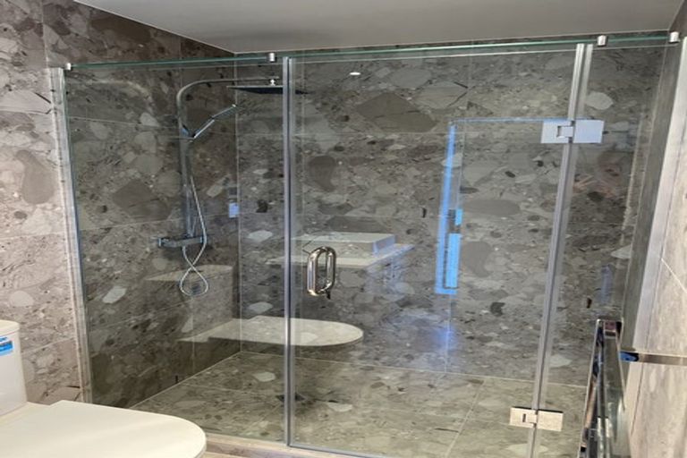 Photo of property in 28 Ballyalton Crescent, Flat Bush, 2019