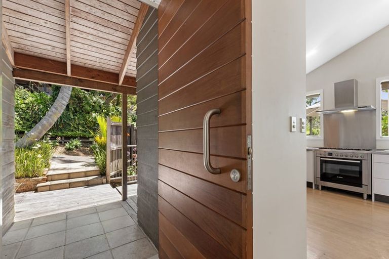 Photo of property in 95b Hinemoa Street, Birkenhead, Auckland, 0626