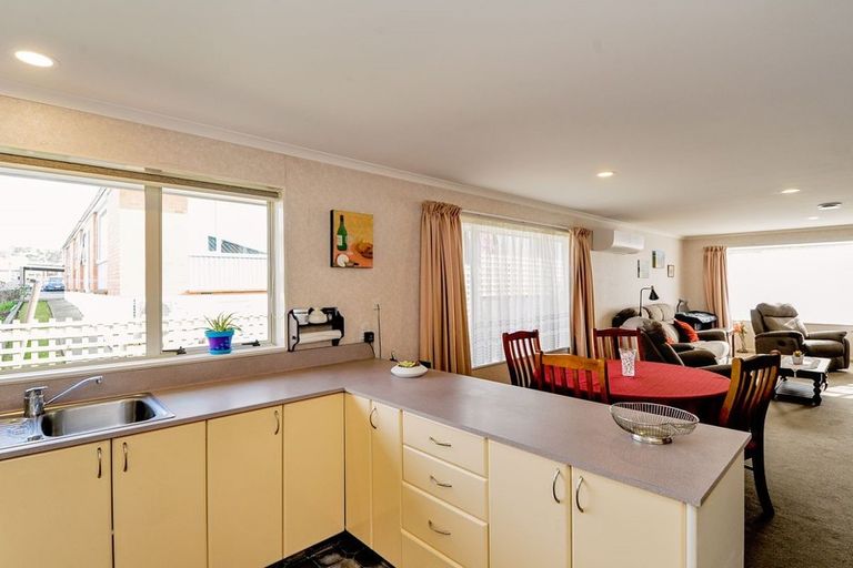 Photo of property in 37d Eastbourne Street, Caversham, Dunedin, 9012