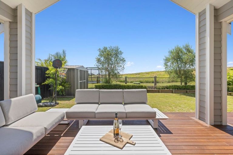 Photo of property in 80 Palm Springs Boulevard, Papamoa Beach, Papamoa, 3118