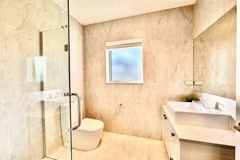 Photo of property in 18 Hangahai Road, Flat Bush, Auckland, 2019