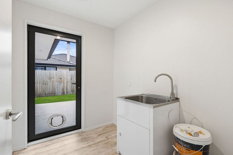 Photo of property in 19 Dalwood Crescent, Rolleston, 7614