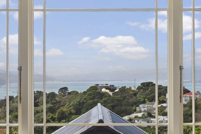 Photo of property in 129 Upland Road, Kelburn, Wellington, 6012