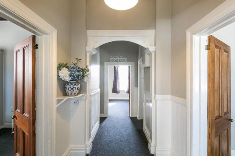 Photo of property in 629 Marine Parade, Napier South, Napier, 4110