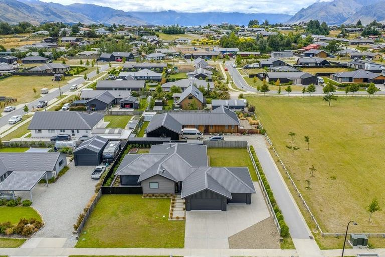 Photo of property in 7 Dingle Street, Lake Hawea, 9382
