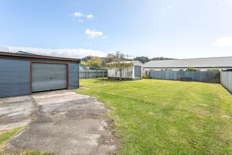 Photo of property in 106 Tamaki Road, Whangamata, 3620