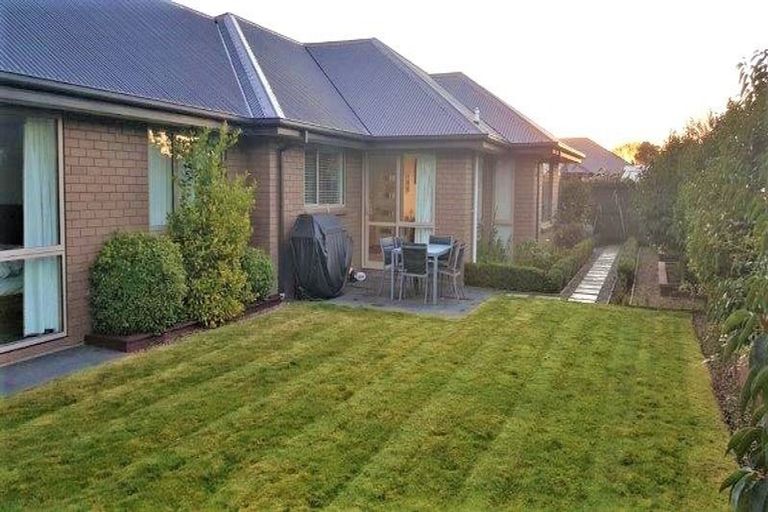 Photo of property in 7 Bamber Crescent, Halswell, Christchurch, 8025