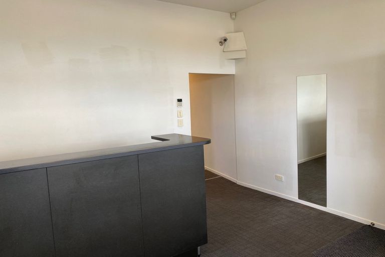 Photo of property in 146 Hinemoa Street, Birkenhead, Auckland, 0626