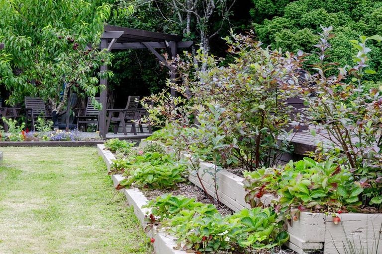 Photo of property in 158 Golf Links Road, Kaiata, Greymouth, 7805