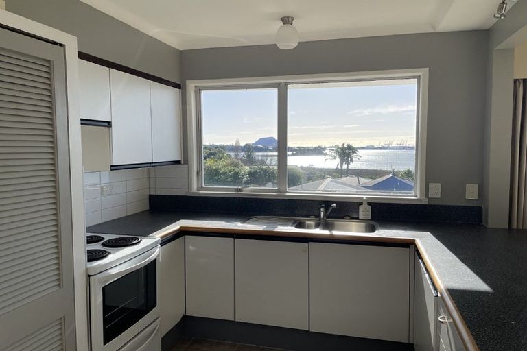 Photo of property in 38a Churchill Road, Murrays Bay, Auckland, 0630