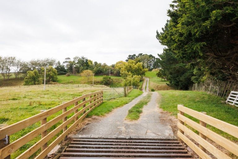 Photo of property in 815 Reid Line East, Bunnythorpe, Palmerston North, 4481