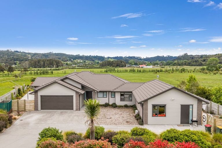 Photo of property in 8 Awatiro Drive, Kaukapakapa, 0871