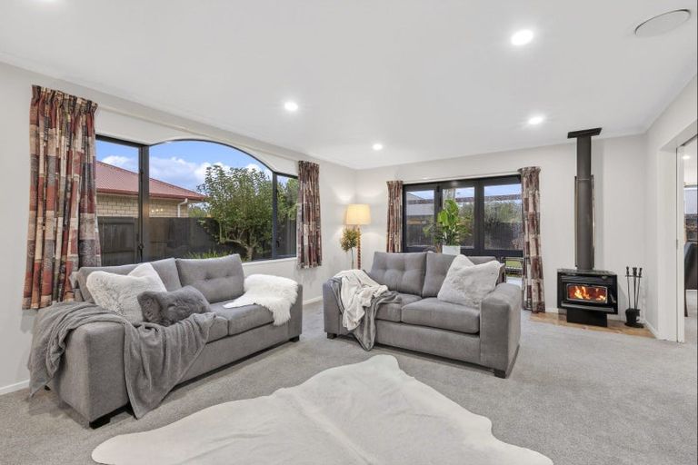 Photo of property in 26 Oaklands Drive, Cambridge, 3434