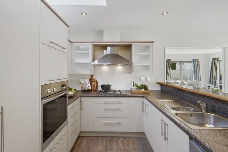 Photo of property in 21 Springfield Road, St Albans, Christchurch, 8014