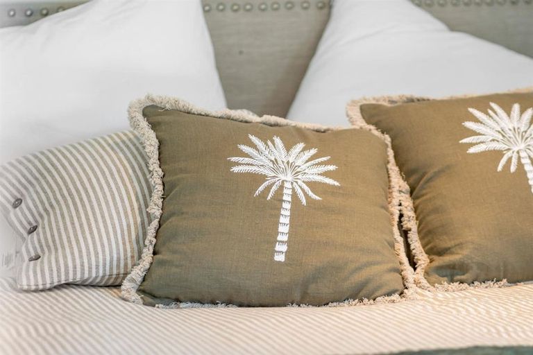 Photo of property in 35 Lagoon Way, Omaha, 0986