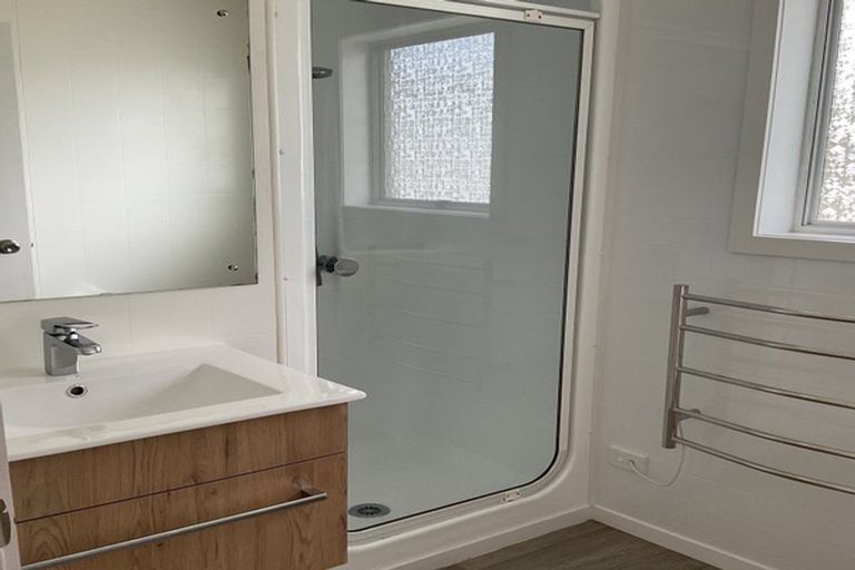 Photo of property in 1/10 Pioneer Crescent, Omaha, Warkworth, 0986