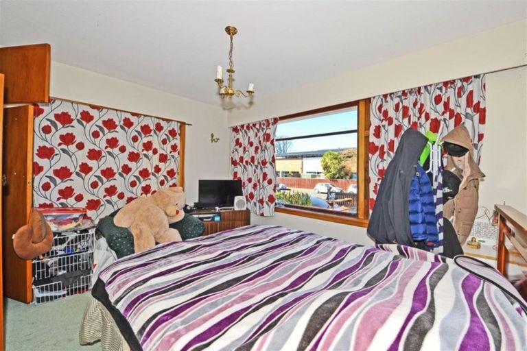 Photo of property in 2/19a Brodie Street, Ilam, Christchurch, 8041