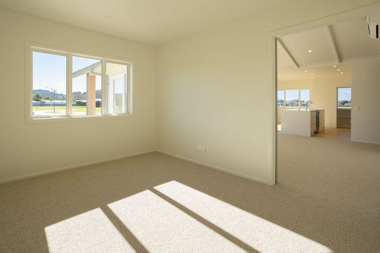 Photo of property in 181 Kupe Drive, Whitianga, 3510