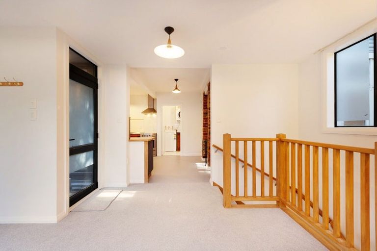 Photo of property in 422 Adelaide Road, Berhampore, Wellington, 6023