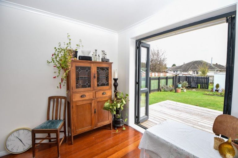 Photo of property in 255 High Street North, Carterton, 5713