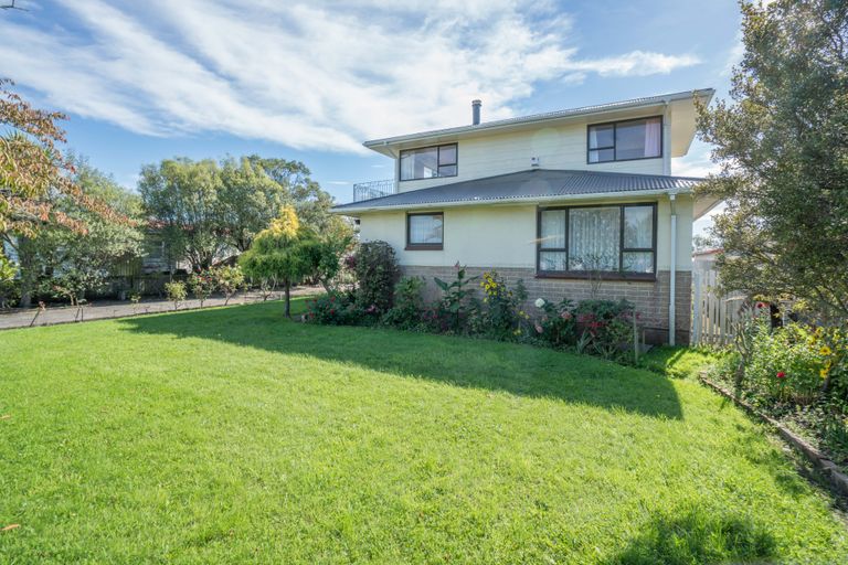Photo of property in 84 Ohoka Road, Kaiapoi, 7630
