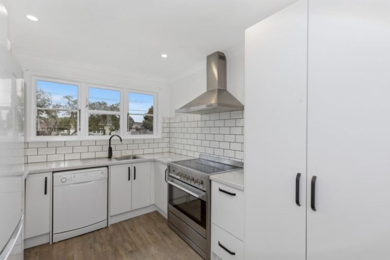 Photo of property in 2 Biddle Crescent, Taita, Lower Hutt, 5011