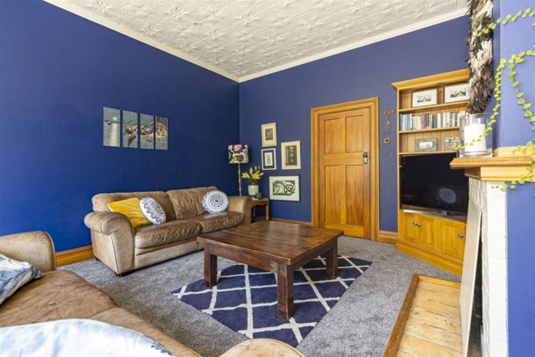 Photo of property in 22 Mckenzie Street, Geraldine, 7930