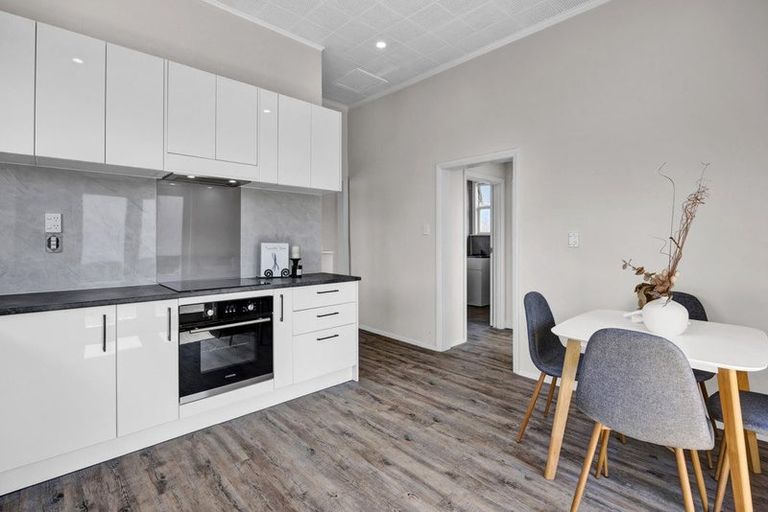 Photo of property in 35 Gladstone Street, Hawera, 4610