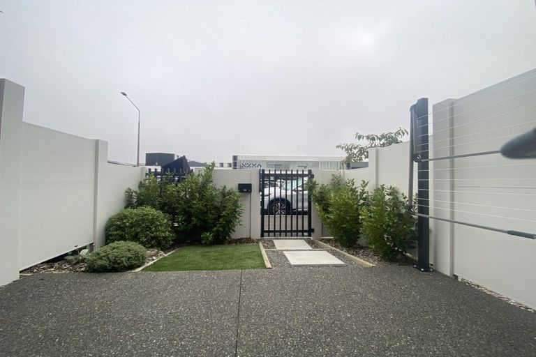 Photo of property in 102 Peterborough Street, Christchurch Central, Christchurch, 8013