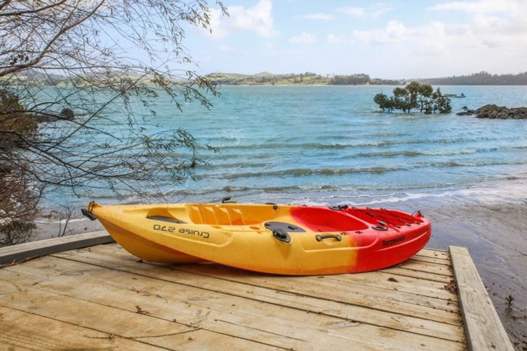 Photo of property in 530a Pahi Road, Pahi, Paparoa, 0571